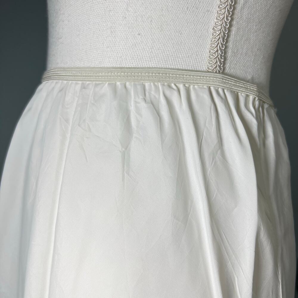 Vintage Lingerie Skirt Set Size Small White Half Slip Camisole Lace Accent Hem - Picture 10 of 10